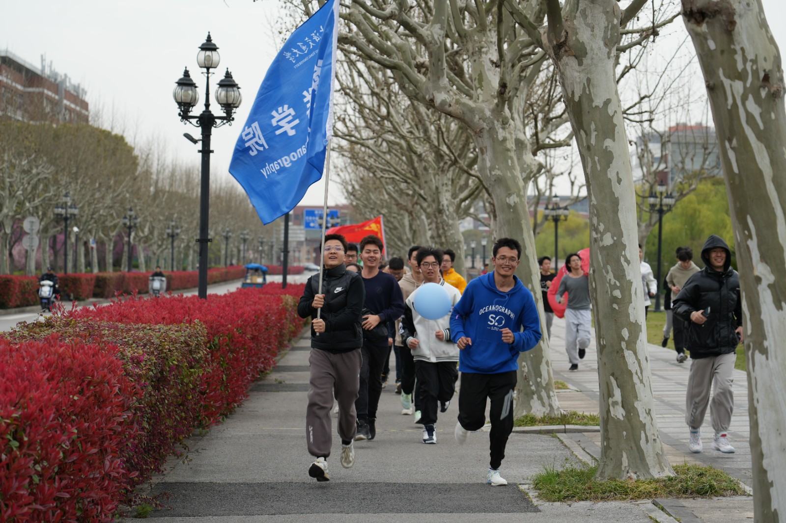 图8.jpg