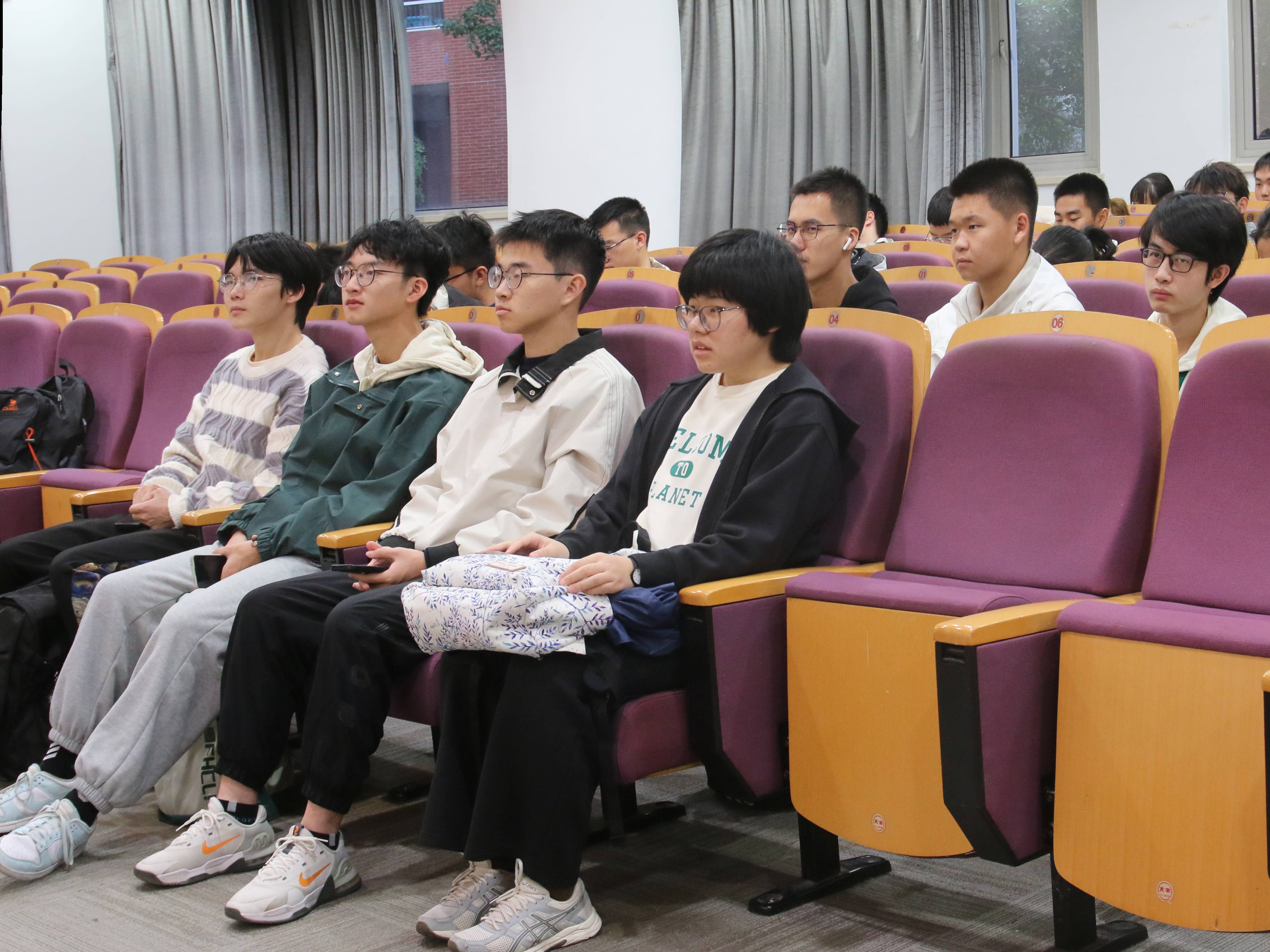 图片7.jpg 图片7.jpg