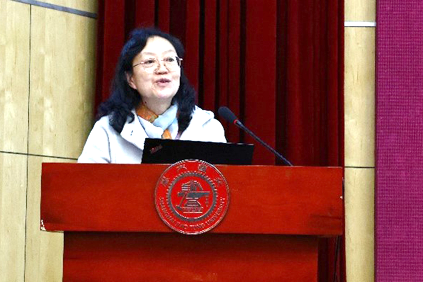 图片14李炜.jpg 图片14李炜.jpg